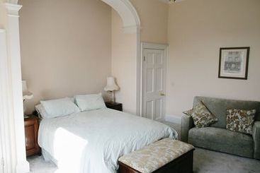 تختخواب و صبحانه Thorpe House