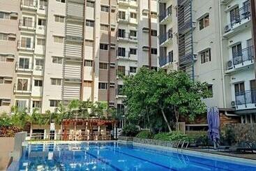 مبيت وإفطار Studio Type Condo   Matina Enclaves Residences Davao City
