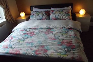 Broad Oaks B&b