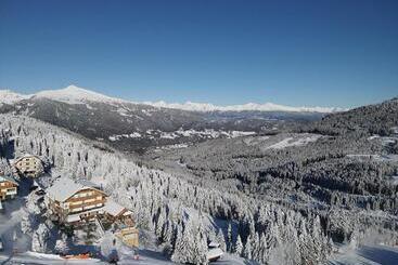 Отель Gasthof Bacher