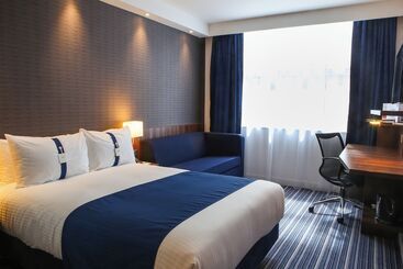 هتل Holiday Inn Express Middlesbrough   Centre Square, An Ihg