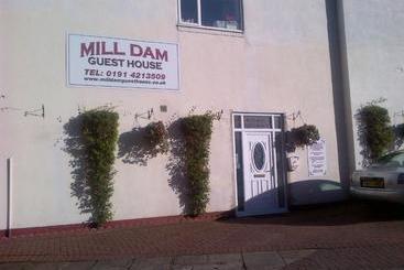 پانسیون Mill Dam Guest House