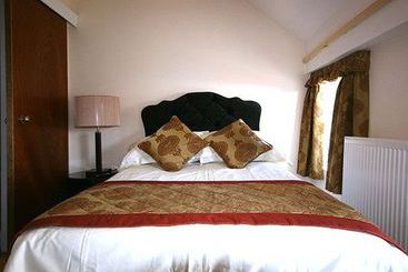 Otel East Gate Inn