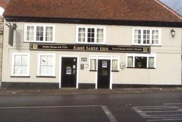 Otel East Gate Inn