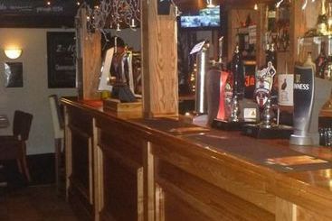 هتل Plough & Harrow