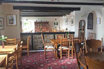 هتل Rose & Crown