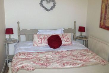 Lodge Farm House B&b