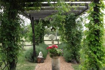 پانسیون Grove Barn Guest Accommodation