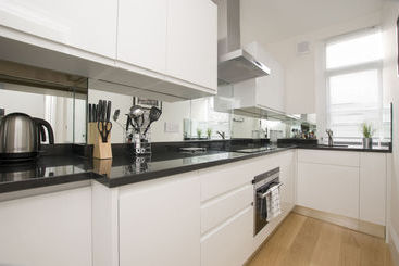 Saco Marylebone  Gloucester Place