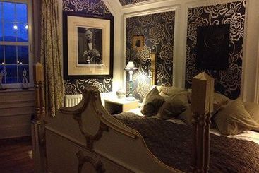 Victoria House B&b