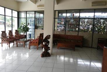 هتل Lux Melati