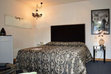Amuri House Boutique Motel