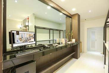 هتل The Sathon Vimanda