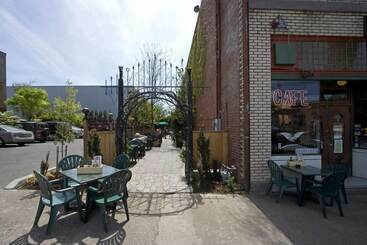 Hotel Mcmenamins White Eagle