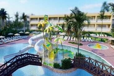 هتل Estival Park Marena