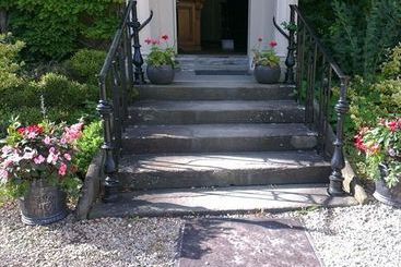 Hilbury Court Hotel