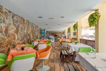 هتل آپارتمان Holiday Club Sol Amadores