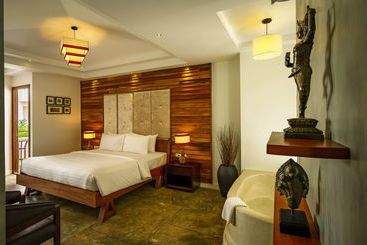 هتل Chronicle Angkor