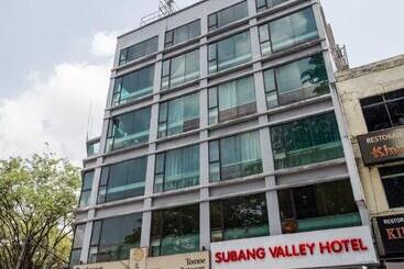 هتل Subang Valley
