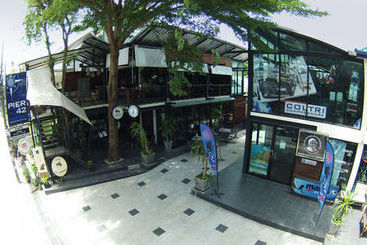 Pier 42 Boutique Resort & Spa
