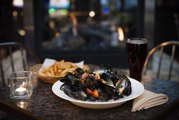 בית מלון כפרי L Escale Hôtel Suites