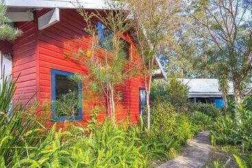 Bed and Breakfast Sky Island Studios
