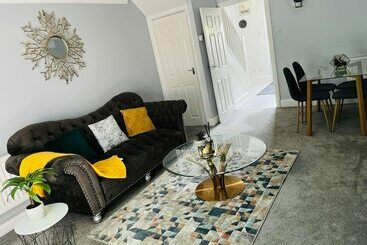 إقامة Lovely 2 Bed House In Rochester