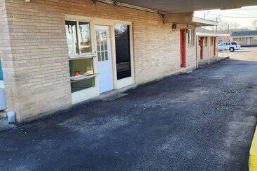 Traveler S Motel