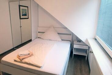 پانسیون Felsen Eck Apartments
