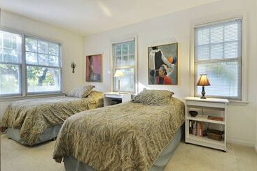 بيت ريفى Artist Garden By Avantstay Great Location W/ Balcony, Outdoor Dining, Shared Pool & Bbq! Week Long S