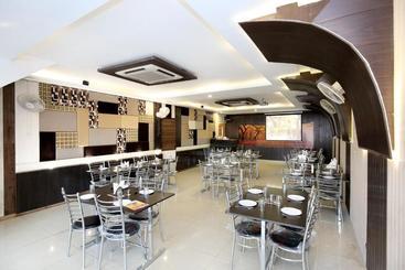 هتل Oyo Rooms Patiala Road Zirakpur