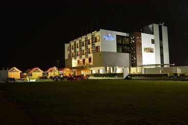 Отель Pride Divine Resort Somnath