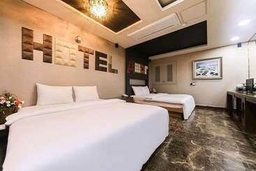 Mungyeong Jeomchon Amor Motel