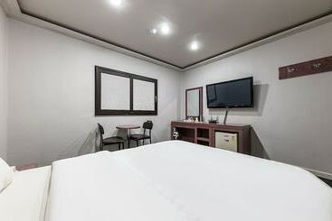 汽车旅馆 Chungju Hotel Soyu