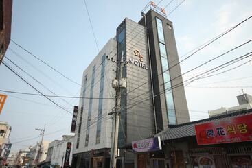 فندق على الطريق Yeongju Boutique Oneul