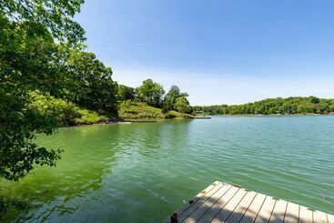 茅舍 Stillwater Cove