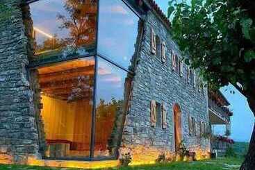 پانسیون Alpine Pasture Guest House Gilgit