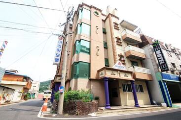 汽车旅馆  Gimcheon Aria