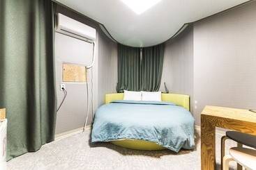 Motel Hwaseong Leon