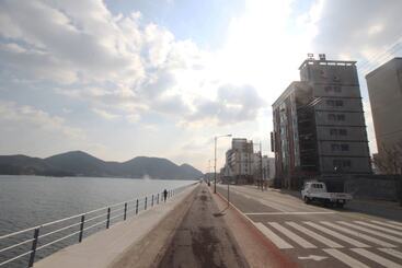 מוטל Tongyeong Hotel Saizone