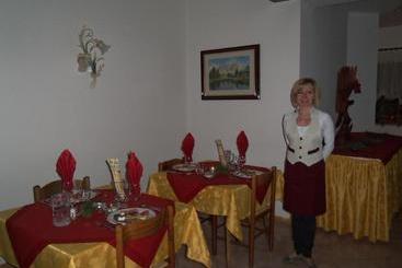 هتل La Molinella