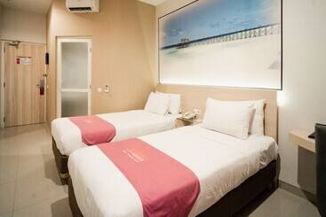 فندق Midtown Xpress Sampit Kalimantan Tengah