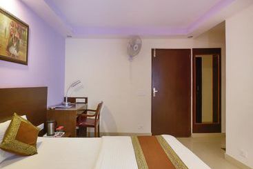 هتل Oyo Premium Jaipur Airport