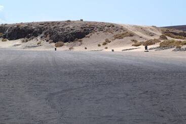 هتل R2 Romantic Fantasia Suites Adults Only