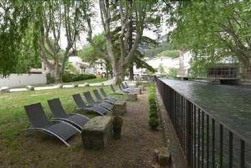 בית מלון כפרי Restaurant Du Parc En Bord De Rivière