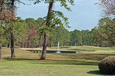 هتل Sand Castle Village