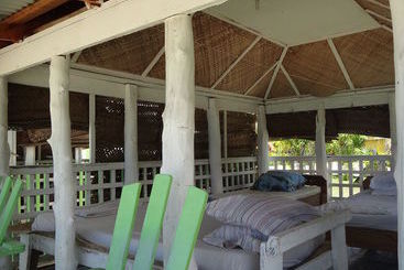 هتل Tailua Beach Fale