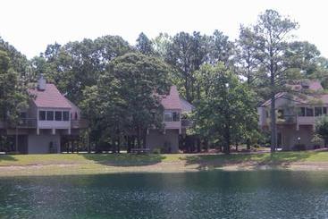 هتل Waterwood Townhouses