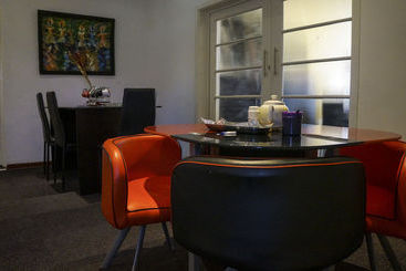 پانسیون Acn International Regency Lodge