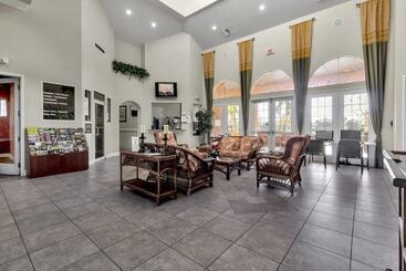 بيت ريفى Aviana Resort  Beautiful 5bd/3ba Pool Home #5av316